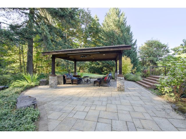 23755 Ne CASAVANT Dr, Hillsboro, OR 97123