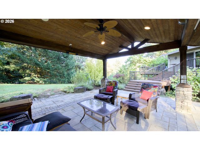 23755 Ne CASAVANT Dr, Hillsboro, OR 97123