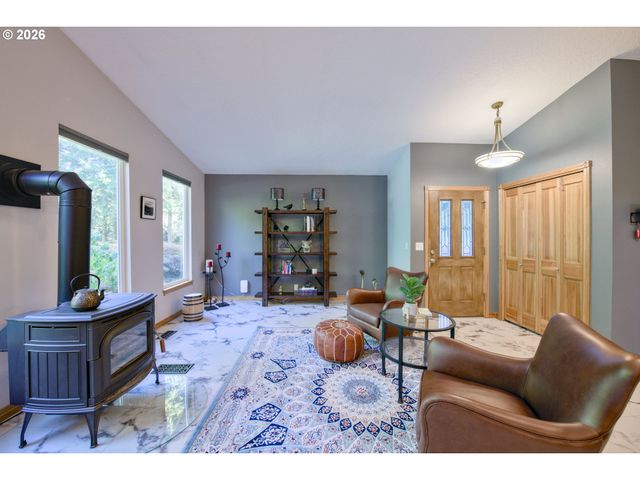 23755 Ne CASAVANT Dr, Hillsboro, OR 97123