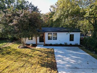 13725 Cantrell Road, Little Rock, AR 72223