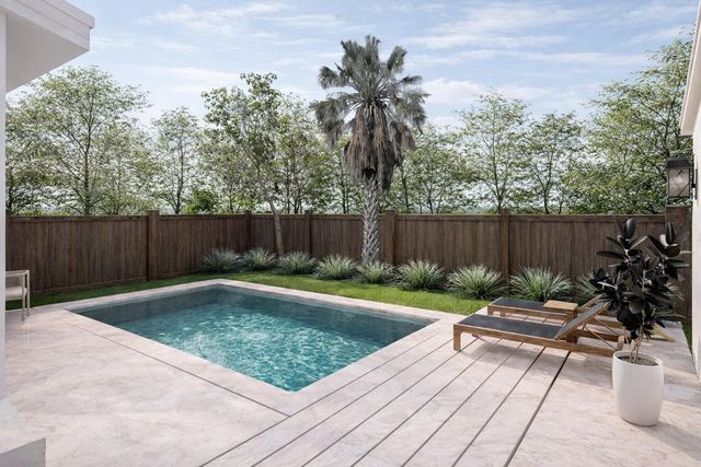 829 Biscayne Drive, West Palm Beach, FL 33401