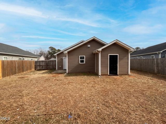 3020 Camden Creek Drive, Raleigh, NC 27610