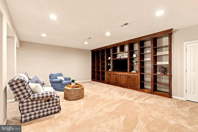 6 ARDEN LN, Stafford, VA 22556
