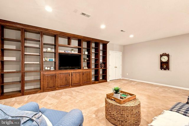 6 ARDEN LN, Stafford, VA 22556
