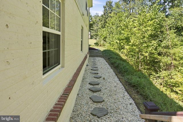 6 ARDEN LN, Stafford, VA 22556