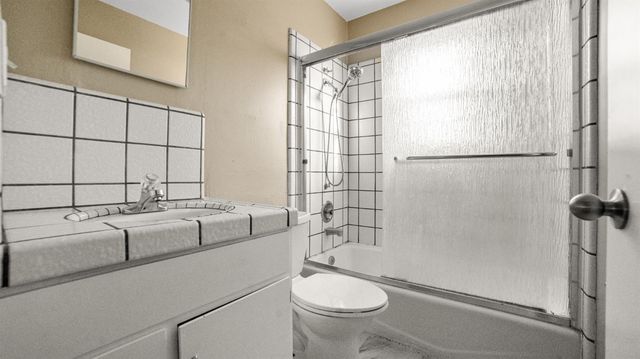 1512 Bristol Ave, Stockton, CA 95204