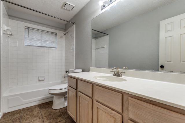 25 Cimarron Drive, Trophy Club, TX 76262