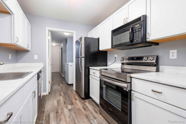 4289 BERKSHIRE, Sterling Heights, MI 48314