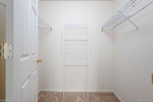 4289 BERKSHIRE, Sterling Heights, MI 48314