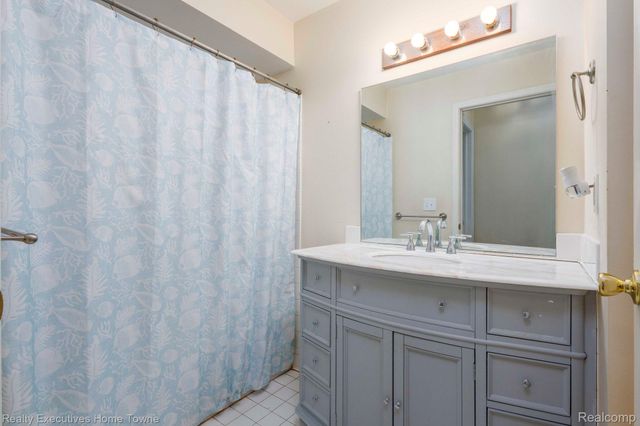 4289 BERKSHIRE, Sterling Heights, MI 48314