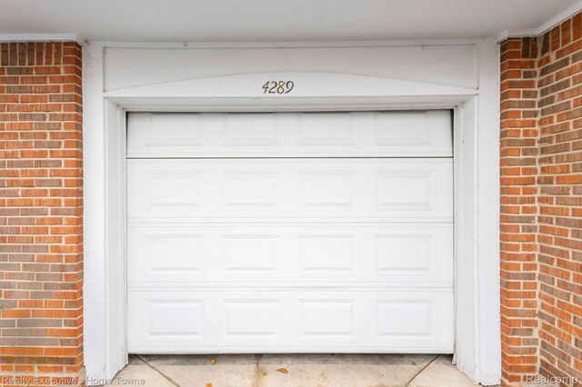 4289 BERKSHIRE, Sterling Heights, MI 48314