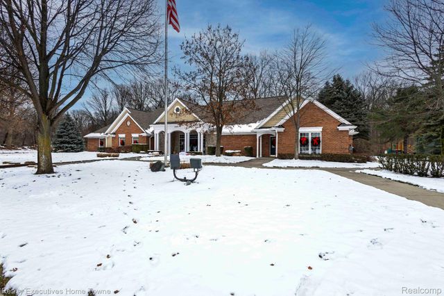 4289 BERKSHIRE, Sterling Heights, MI 48314