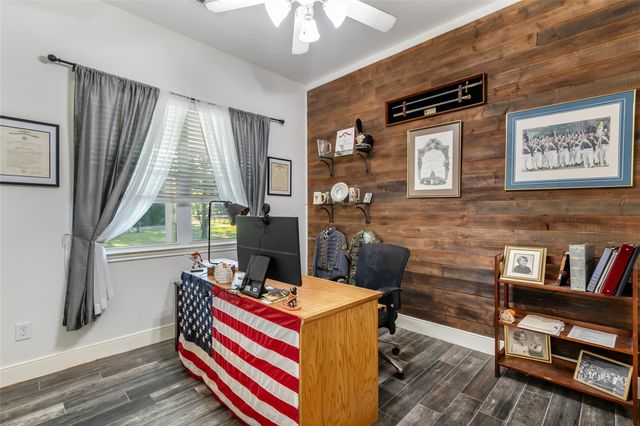 20801 Plaza Circle, Crosby, TX 77532