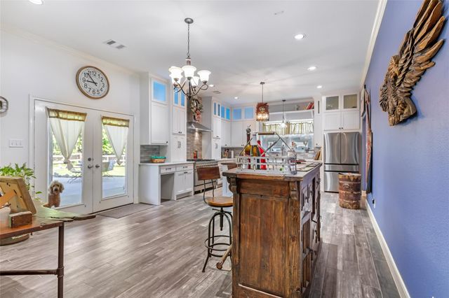 20801 Plaza Circle, Crosby, TX 77532