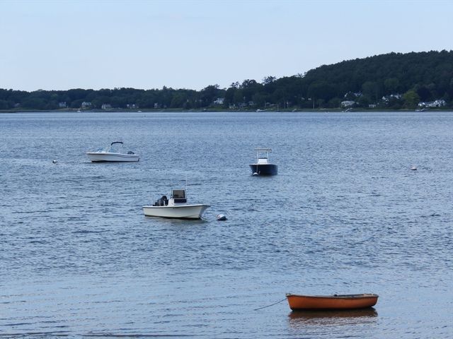 38 Cedar Ln, Kingston, MA 02364