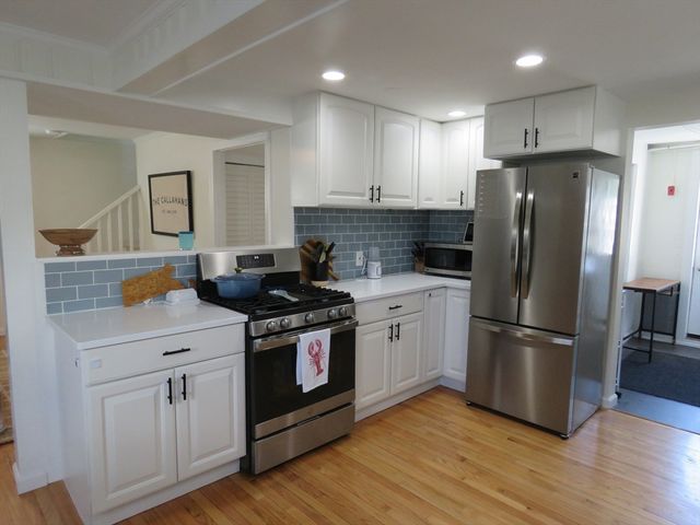 38 Cedar Ln, Kingston, MA 02364