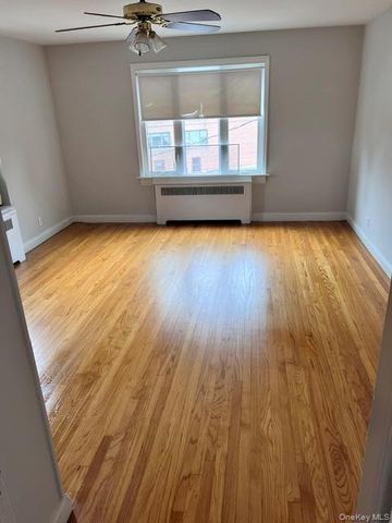 1038 Esplanade Avenue, Bronx, NY 10461
