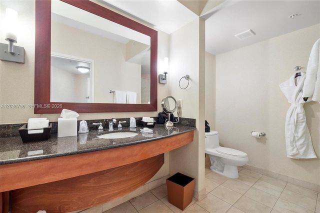 18001 Collins Avenue, Sunny Isles Beach, FL 33160
