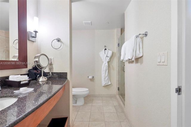 18001 Collins Avenue, Sunny Isles Beach, FL 33160