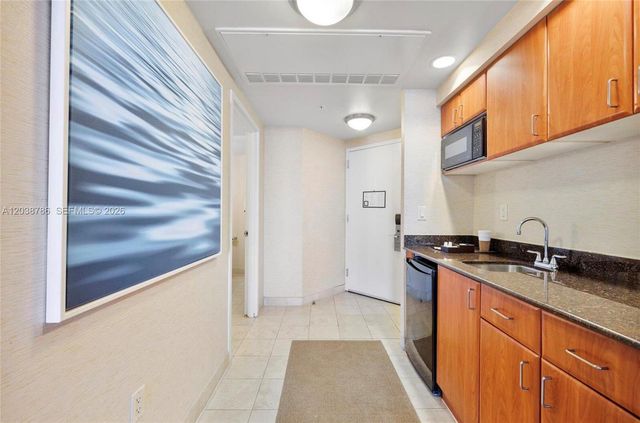 18001 Collins Avenue, Sunny Isles Beach, FL 33160