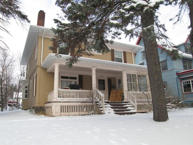 2123 E 4th Street, Duluth, MN 55812