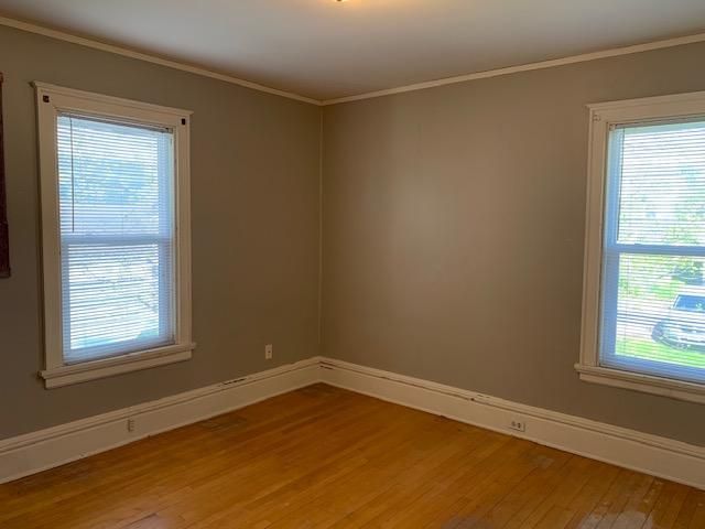 2123 E 4th Street, Duluth, MN 55812