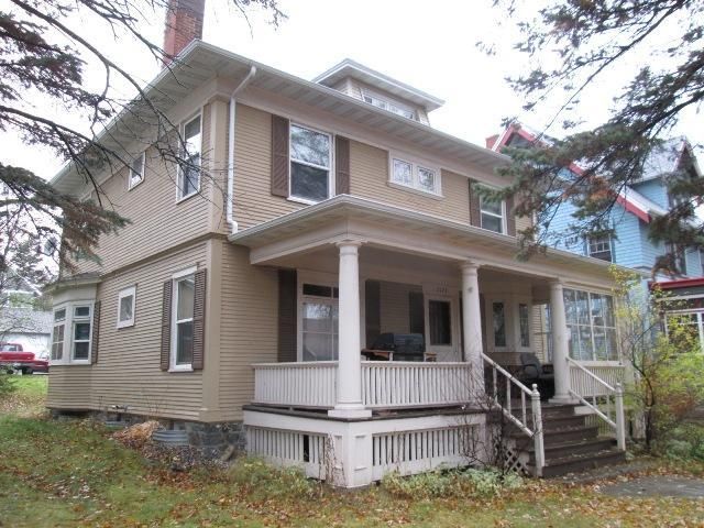 2123 E 4th Street, Duluth, MN 55812