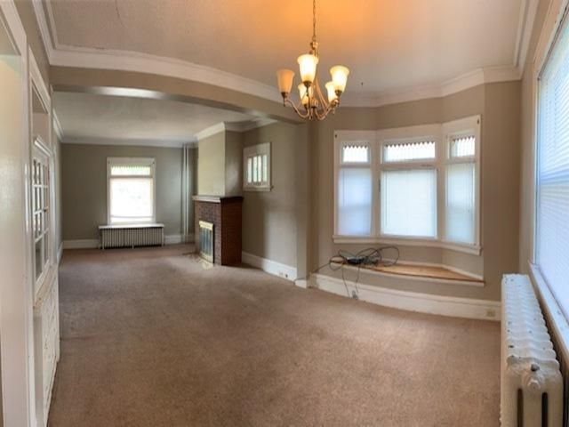 2123 E 4th Street, Duluth, MN 55812