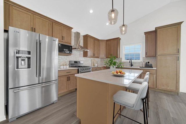 2316 Redwood Lane, Chesterton, IN 46304