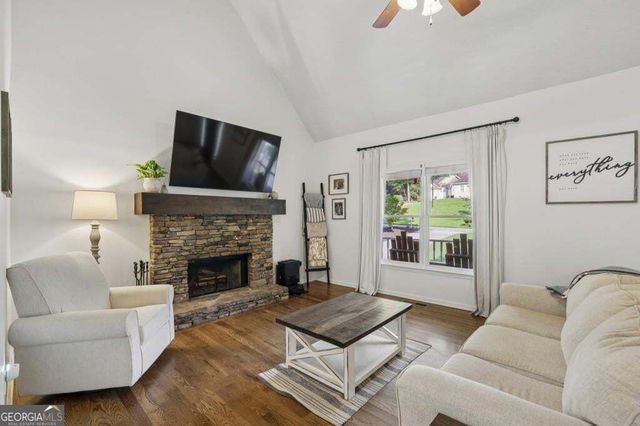 2055 Ivy Lane, Cumming, GA 30041