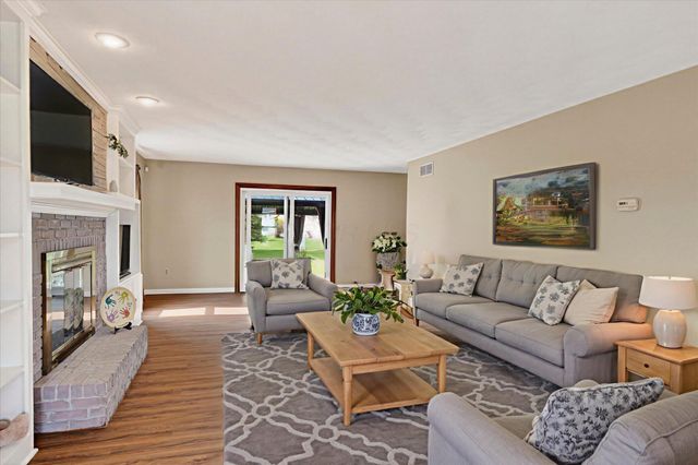 615 Tiara Way, Washington Court House, OH 43160