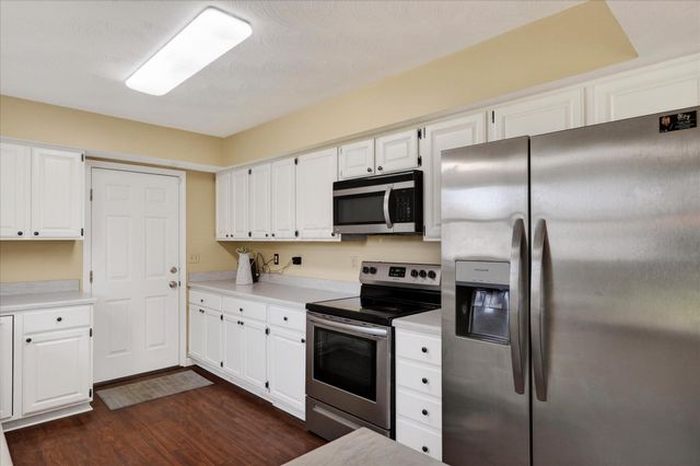 615 Tiara Way, Washington Court House, OH 43160