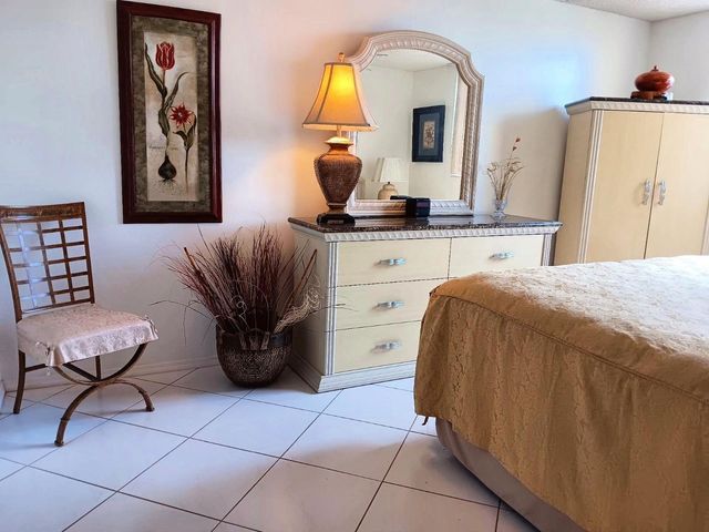 1421 S Ocean Boulevard 315, Pompano Beach, FL 33062