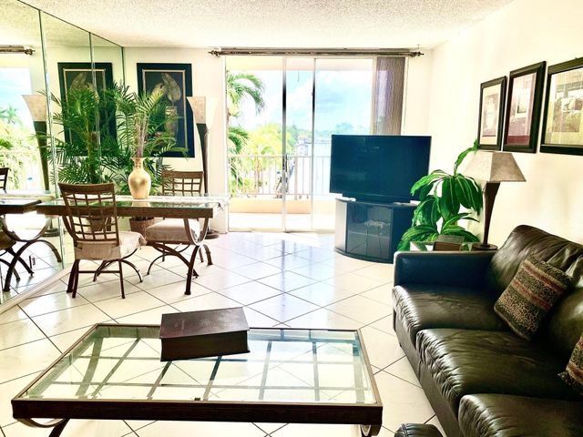 1421 S Ocean Boulevard 315, Pompano Beach, FL 33062