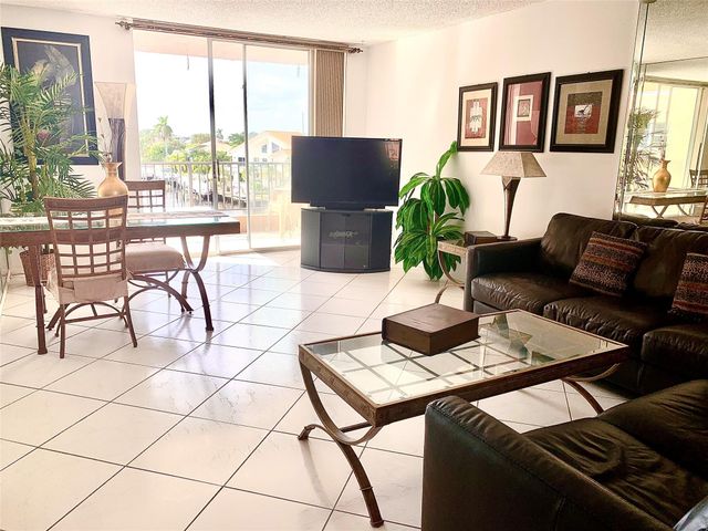 1421 S Ocean Boulevard 315, Pompano Beach, FL 33062