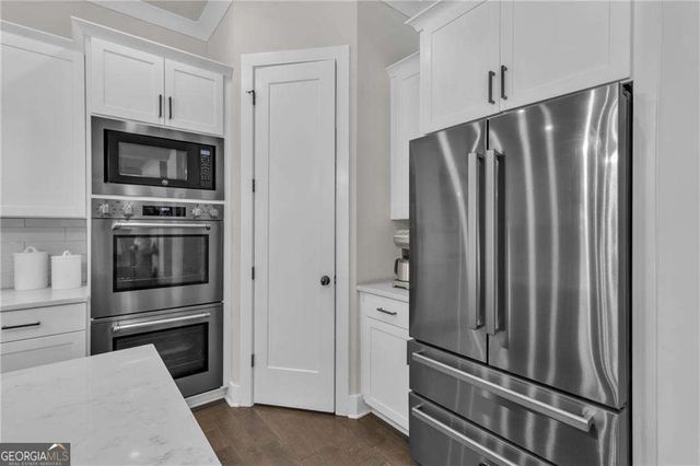 3334 Bogan Park Court, Buford, GA 30519