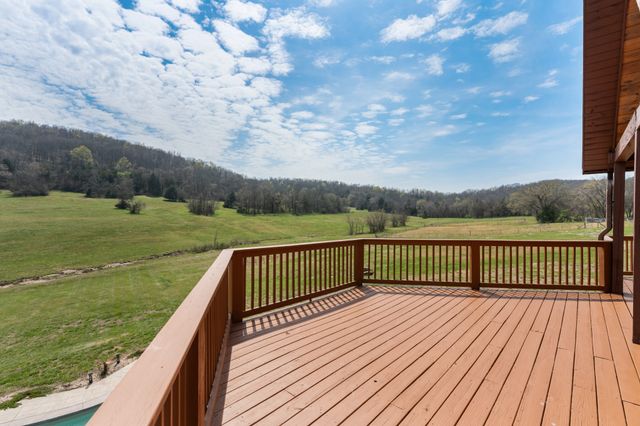 2063 Kennedy Creek Rd, Auburntown, TN 37016