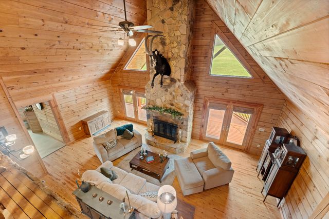 2063 Kennedy Creek Rd, Auburntown, TN 37016