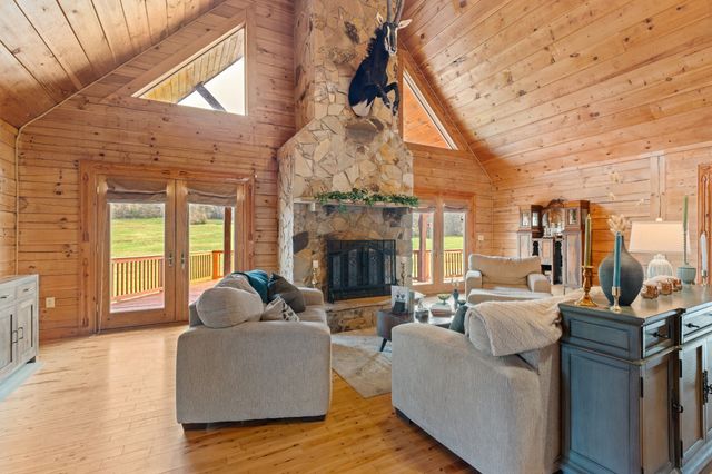 2063 Kennedy Creek Rd, Auburntown, TN 37016