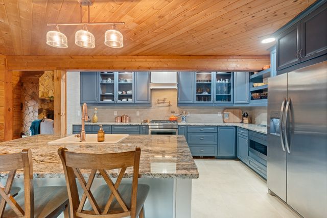 2063 Kennedy Creek Rd, Auburntown, TN 37016