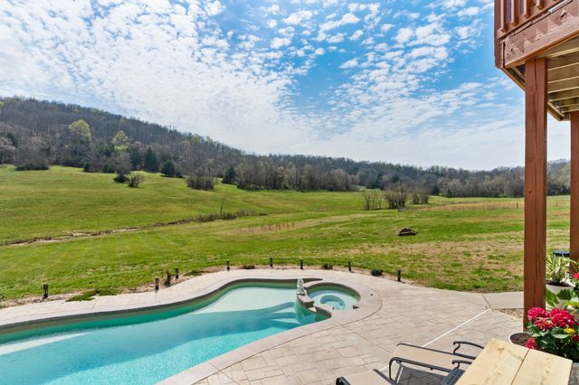 2063 Kennedy Creek Rd, Auburntown, TN 37016