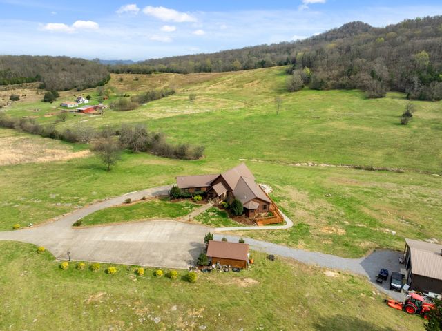 2063 Kennedy Creek Rd, Auburntown, TN 37016