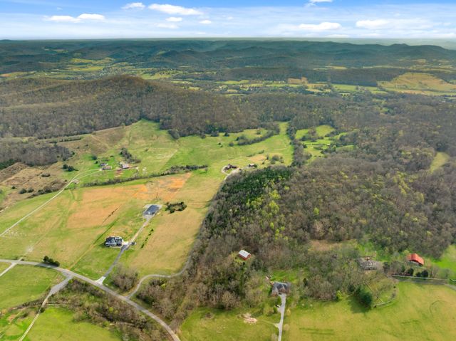 2063 Kennedy Creek Rd, Auburntown, TN 37016
