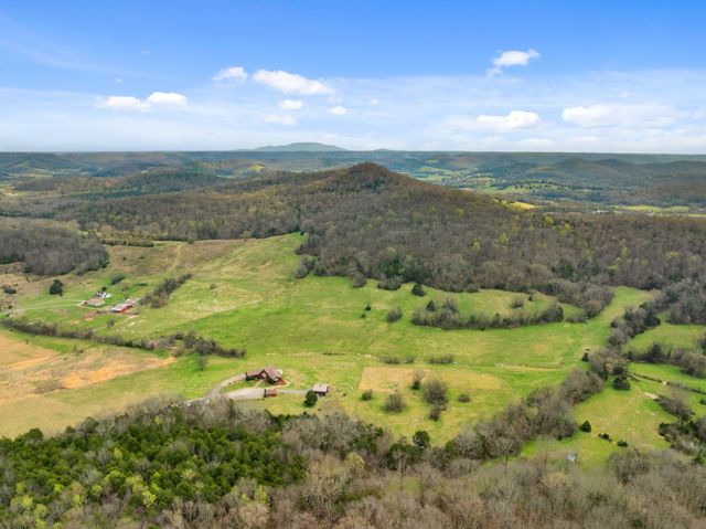 2063 Kennedy Creek Rd, Auburntown, TN 37016