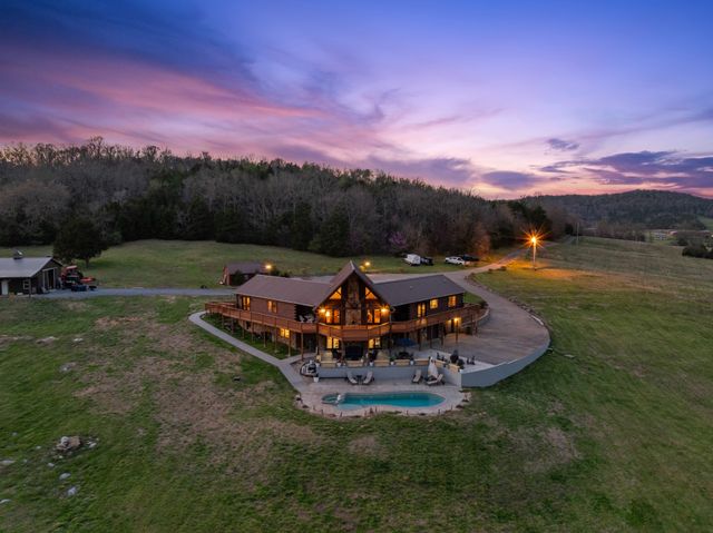 2063 Kennedy Creek Rd, Auburntown, TN 37016