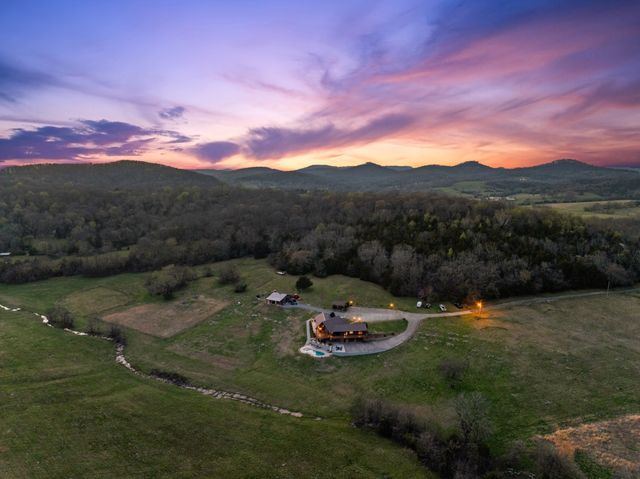 2063 Kennedy Creek Rd, Auburntown, TN 37016