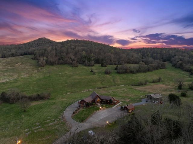 2063 Kennedy Creek Rd, Auburntown, TN 37016