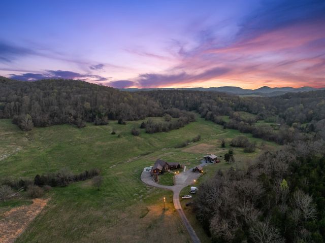 2063 Kennedy Creek Rd, Auburntown, TN 37016