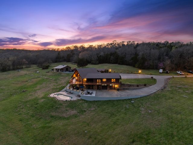2063 Kennedy Creek Rd, Auburntown, TN 37016