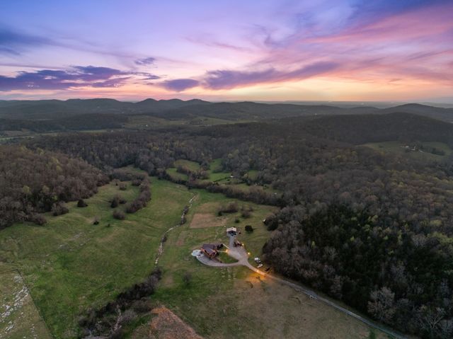 2063 Kennedy Creek Rd, Auburntown, TN 37016
